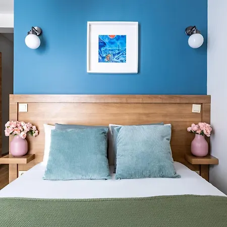 Flat W Backyard 10 Min To Taksim And Citys Mall * Estambul